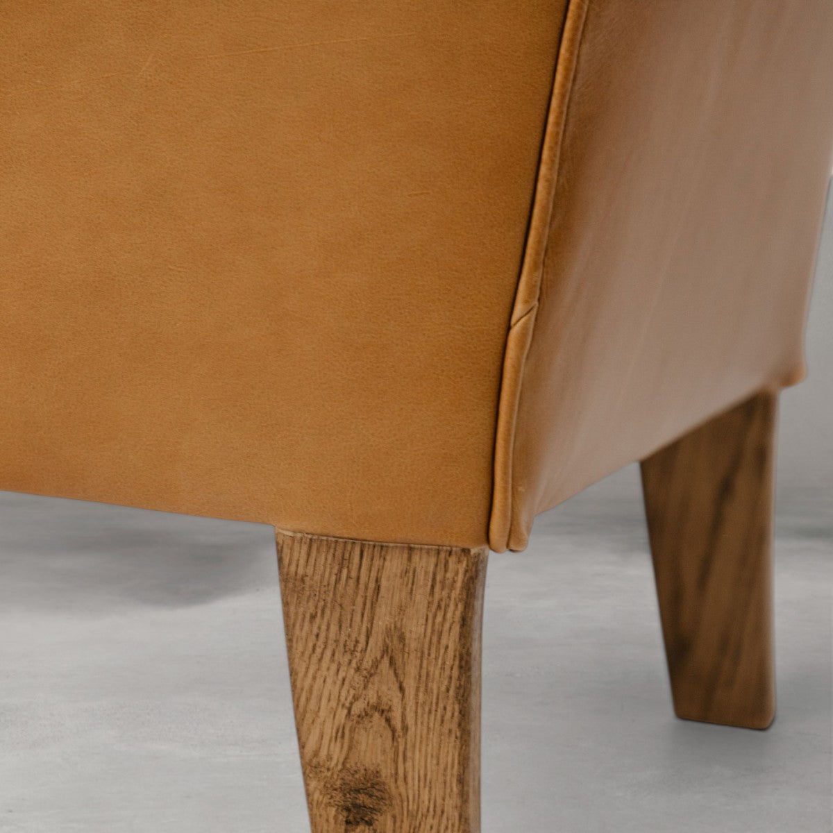HANKI Orwyn Wingback chair detail view