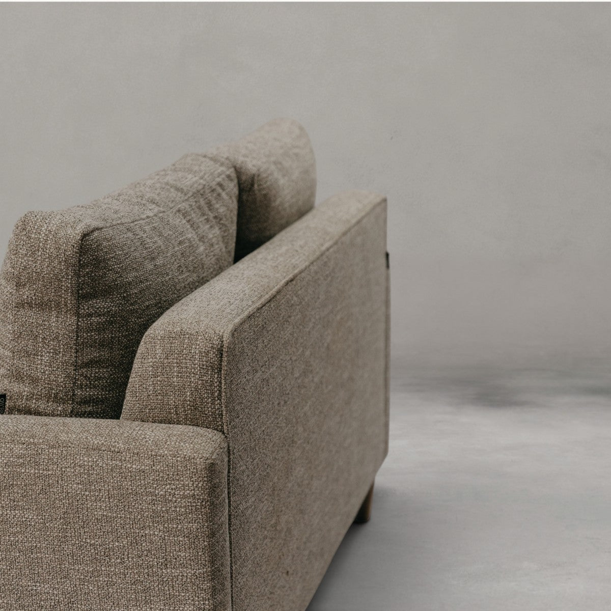 HANKI Nuala sofa lifestyle view