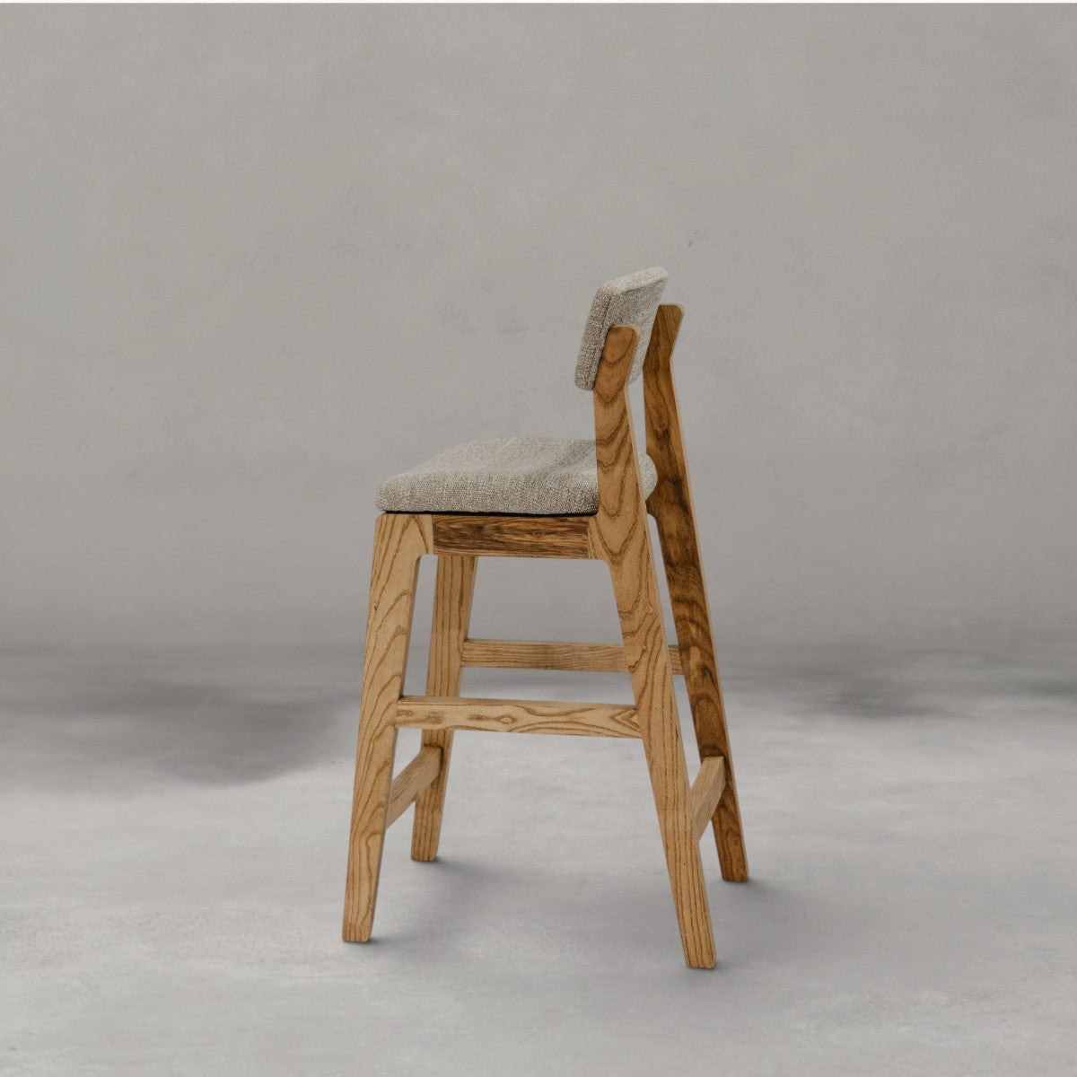 HANKI Calyx Bar Chair back view