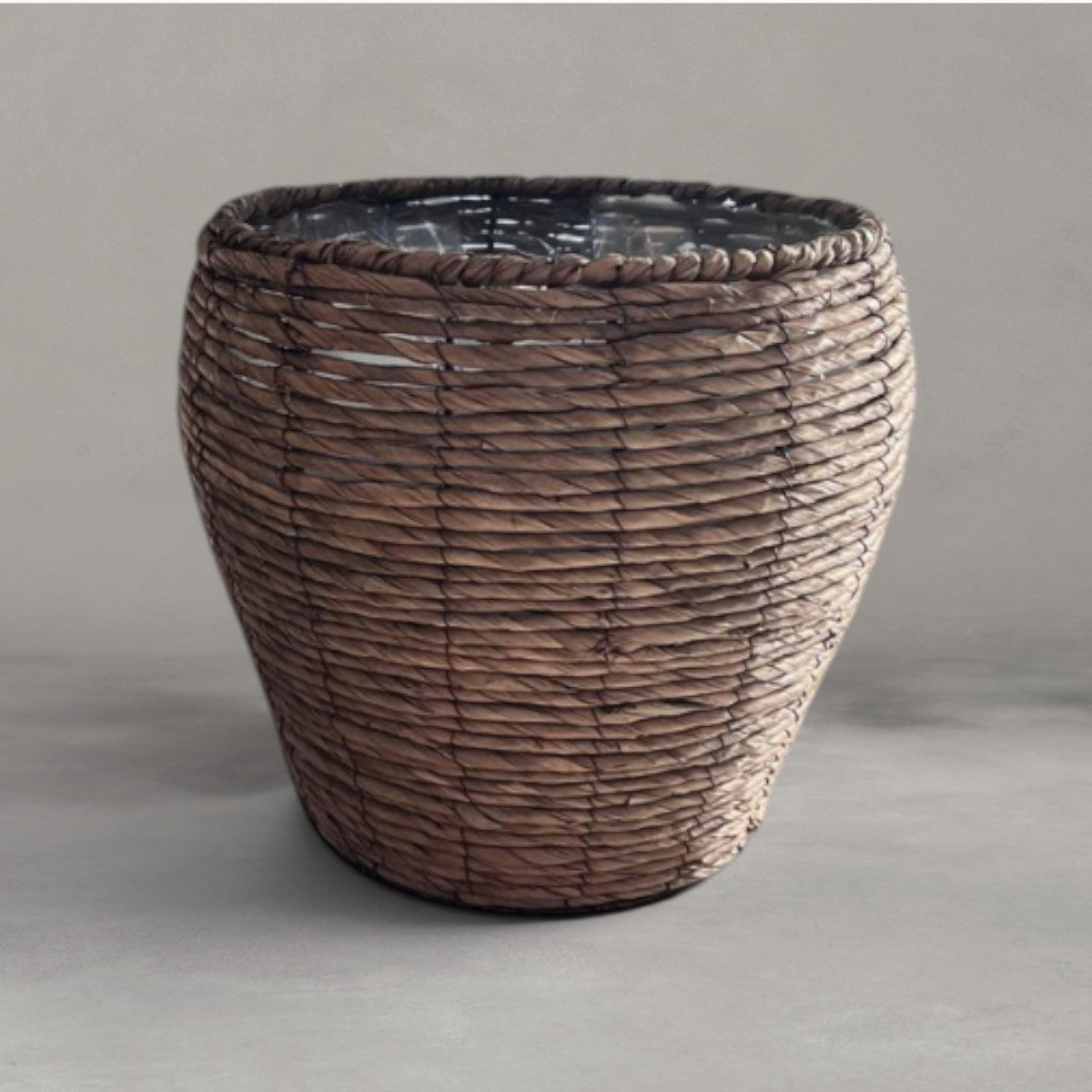 HANKI Black Basket woven natural fibre storage basket