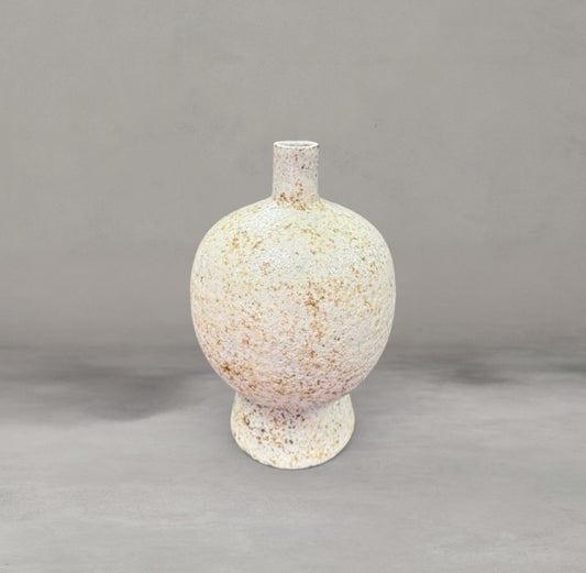 HANKI Flint Vase Round stone finish decorative vase