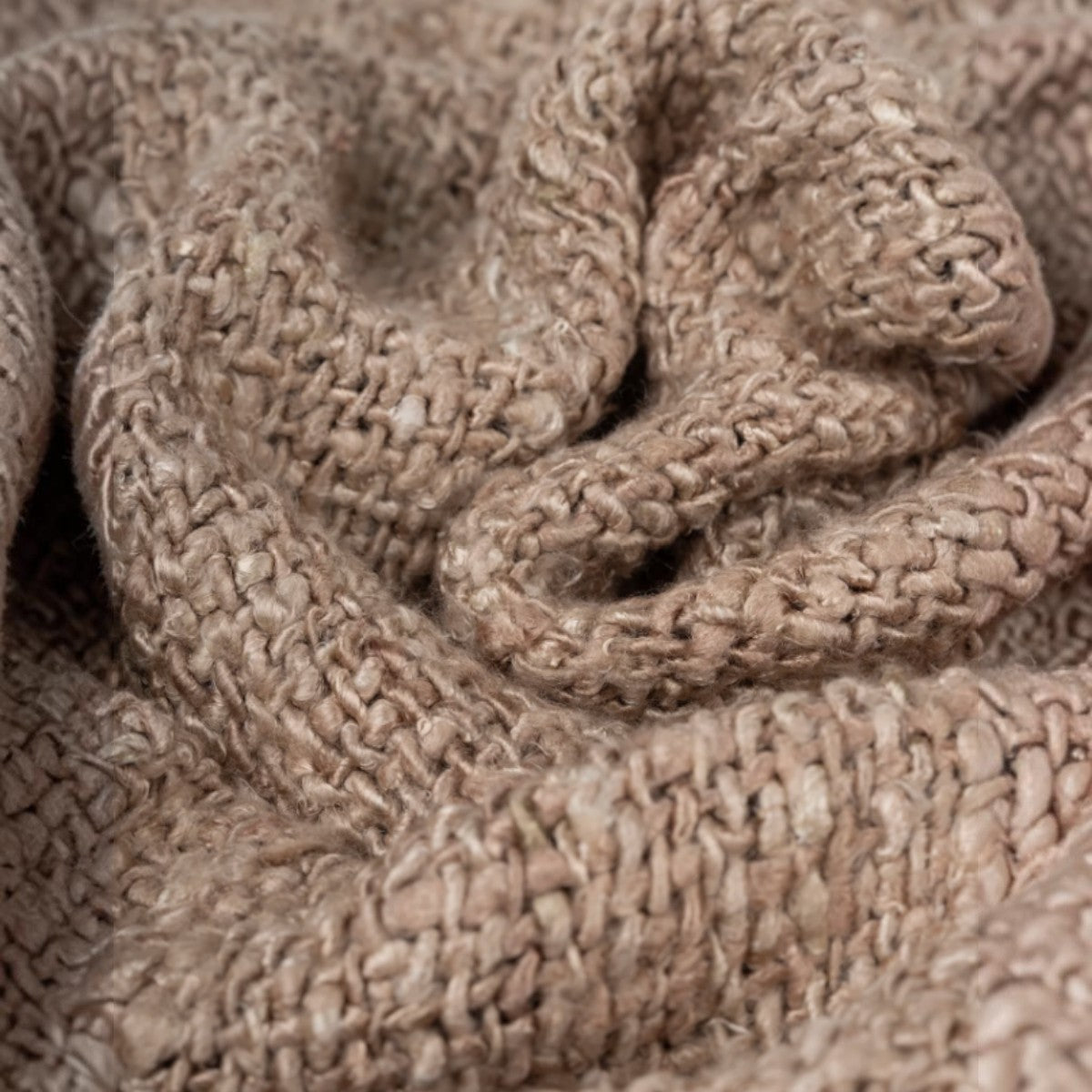 HANKI Throw Sand neutral cotton throw with black stitching