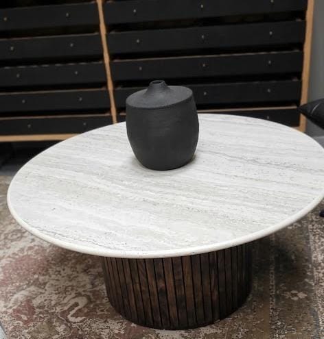 HANKI Moraine coffee table detail view in the George showroom