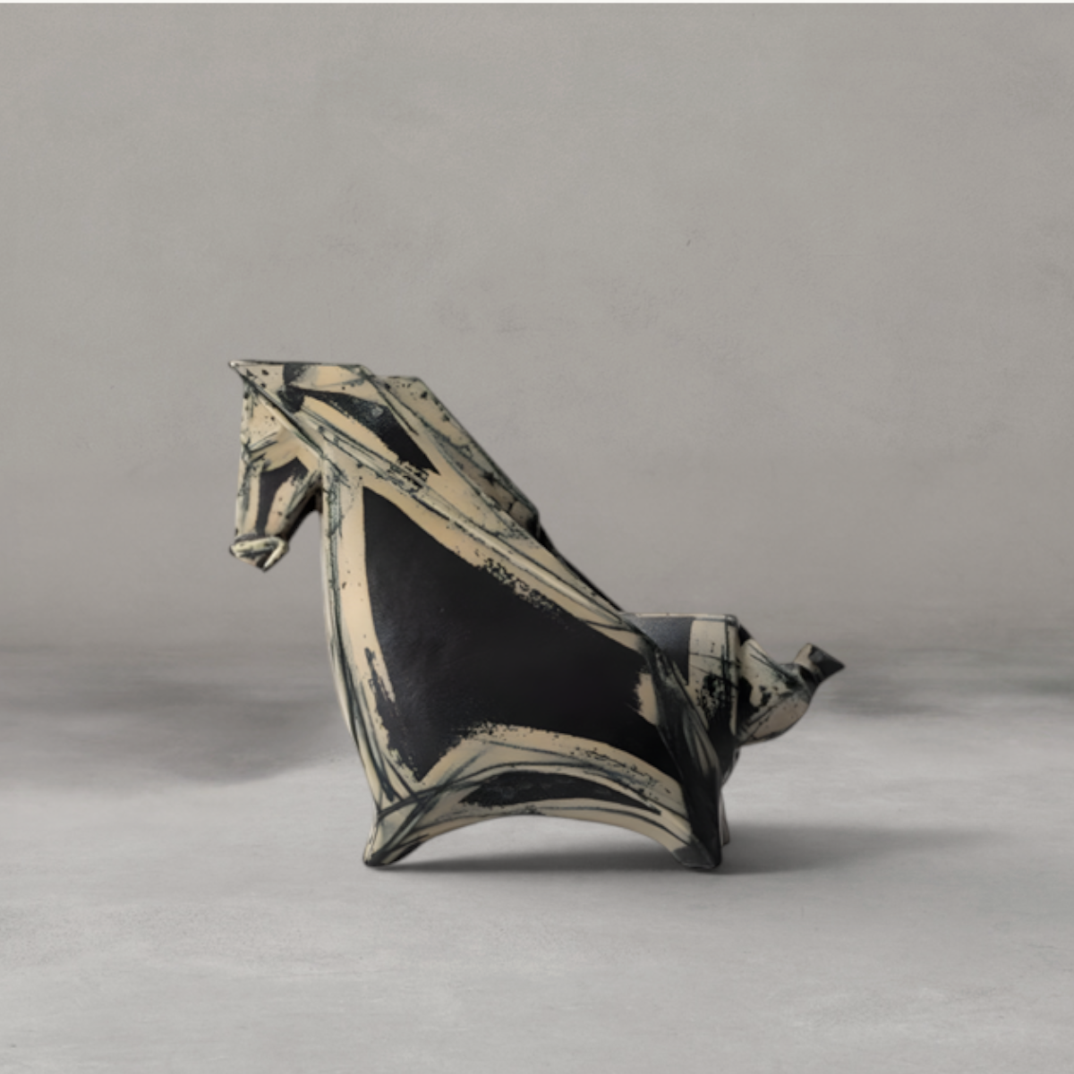 HANKI Trojan Sculpture matte abstract mythology contemporary décor